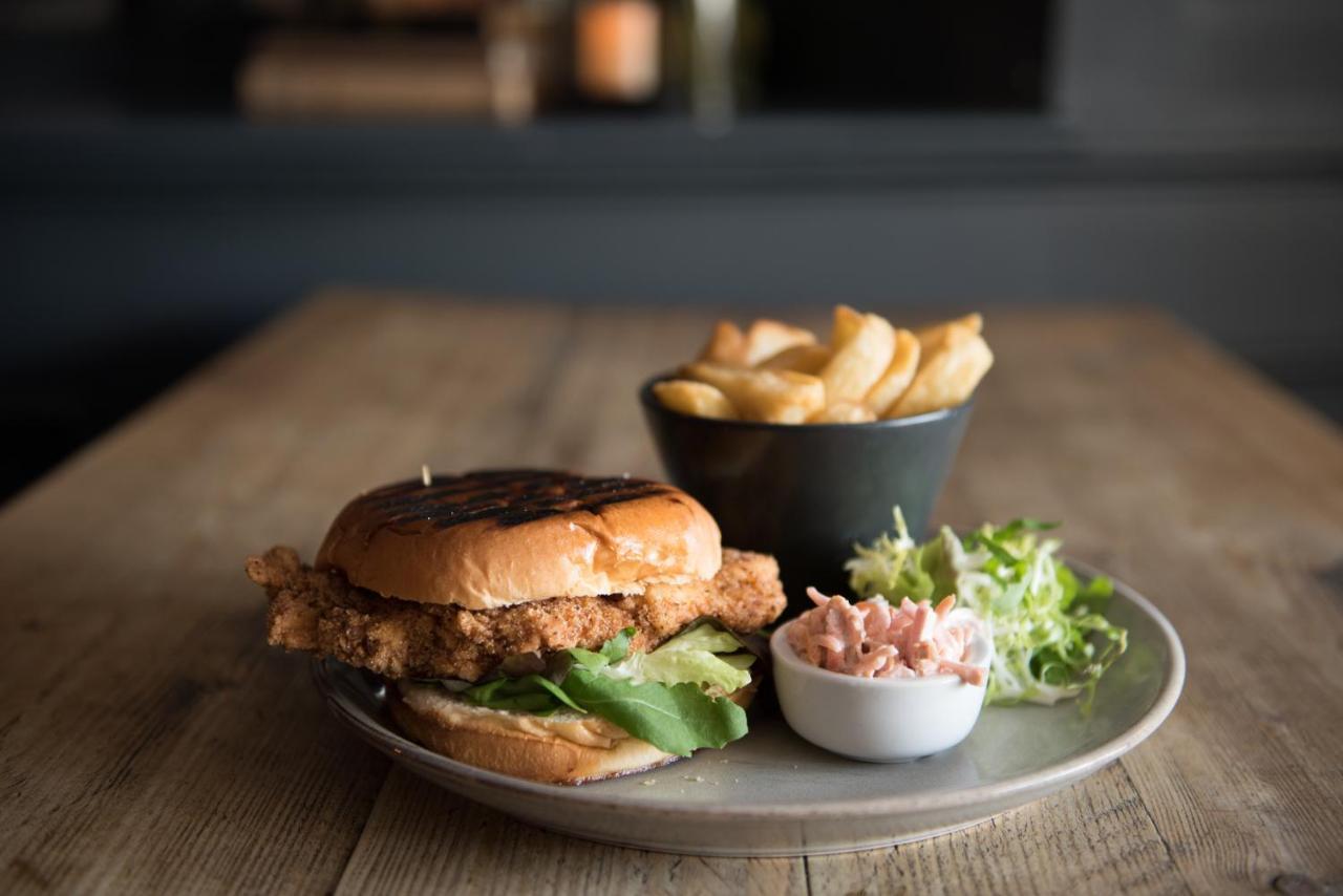 The George Hotel Kirton in Lindsey Esterno foto